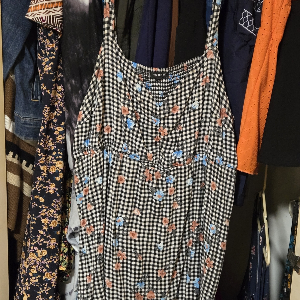 Torrid Black and White Gingham Floral Top